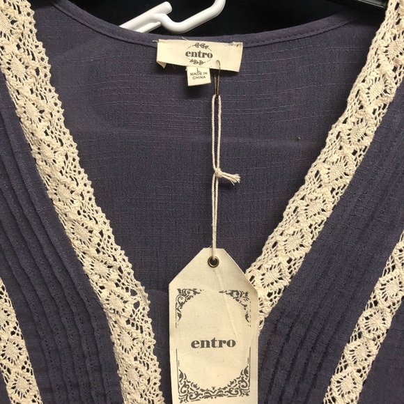 Blouse - Picture 2 of 2